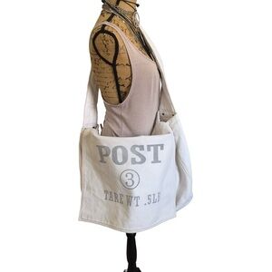 VAGABOND retro NEWSPAPER CROSSBODY BAG White Canvas Weekender beautiful bag